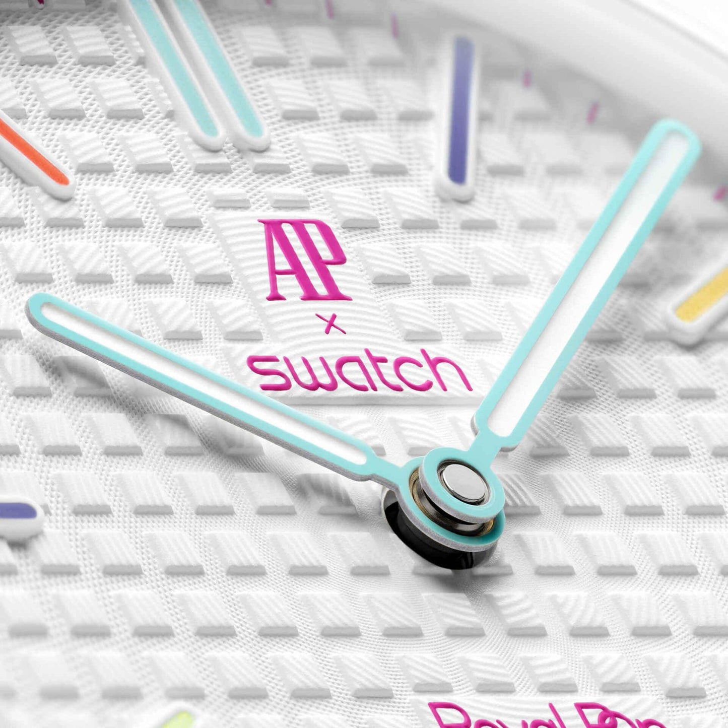 Royal Wrist Watches - Huit Blanc